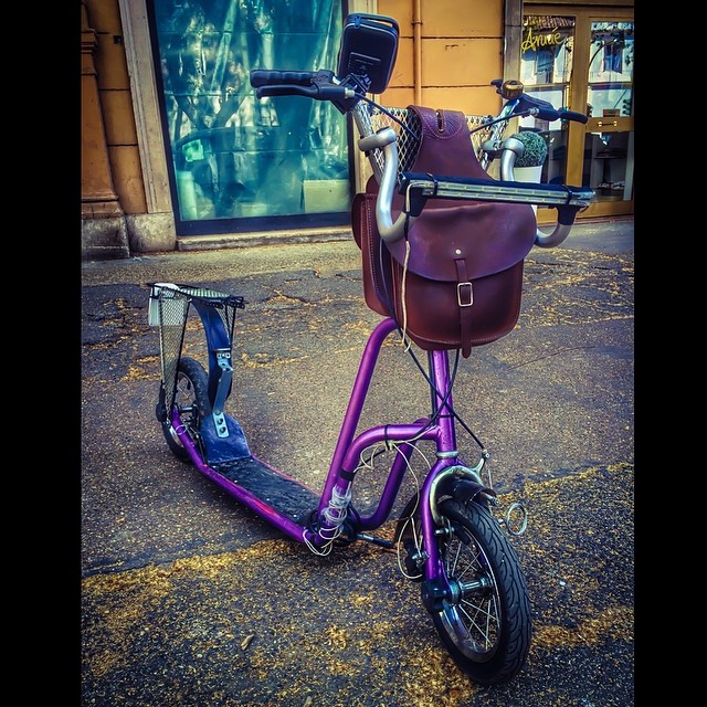 Back in the saddle of my favorite scooter! - #thx #spring #hot #sun #ride #monopattino #freak #free #cool #awesome #rome #italy #focus #wheels #viola #colors